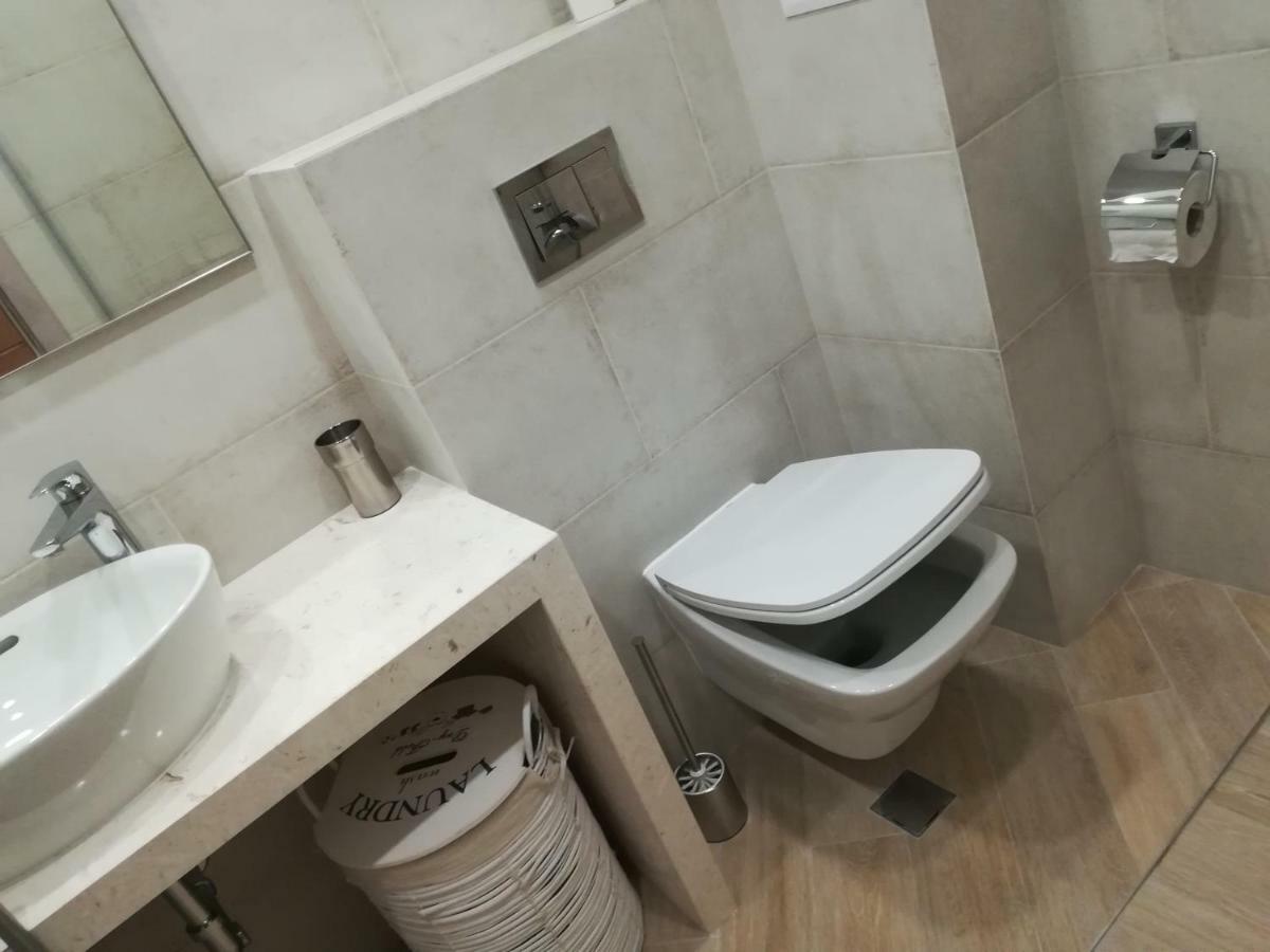Apartment Angelov Varna Esterno foto