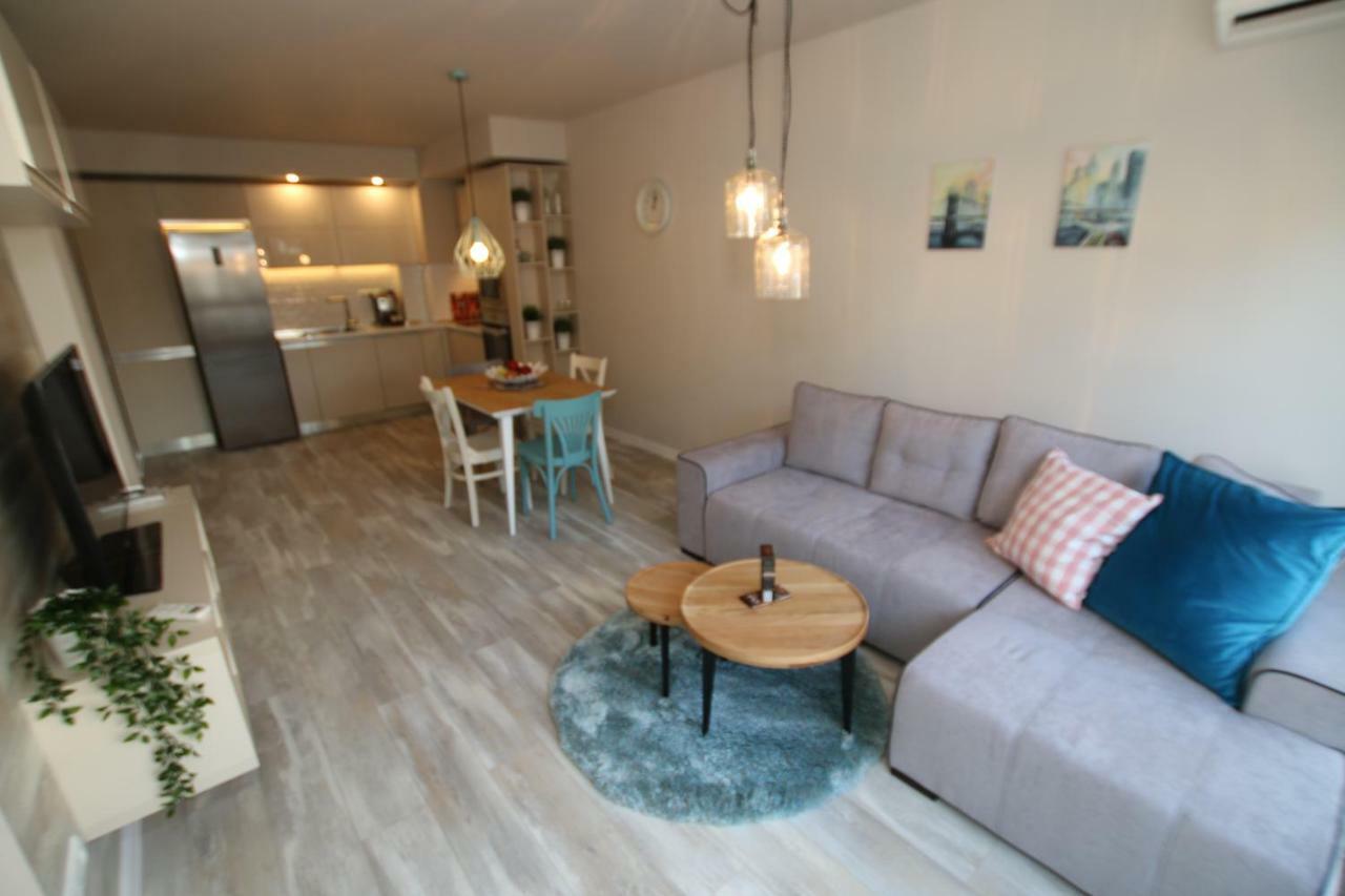 Apartment Angelov Varna Esterno foto