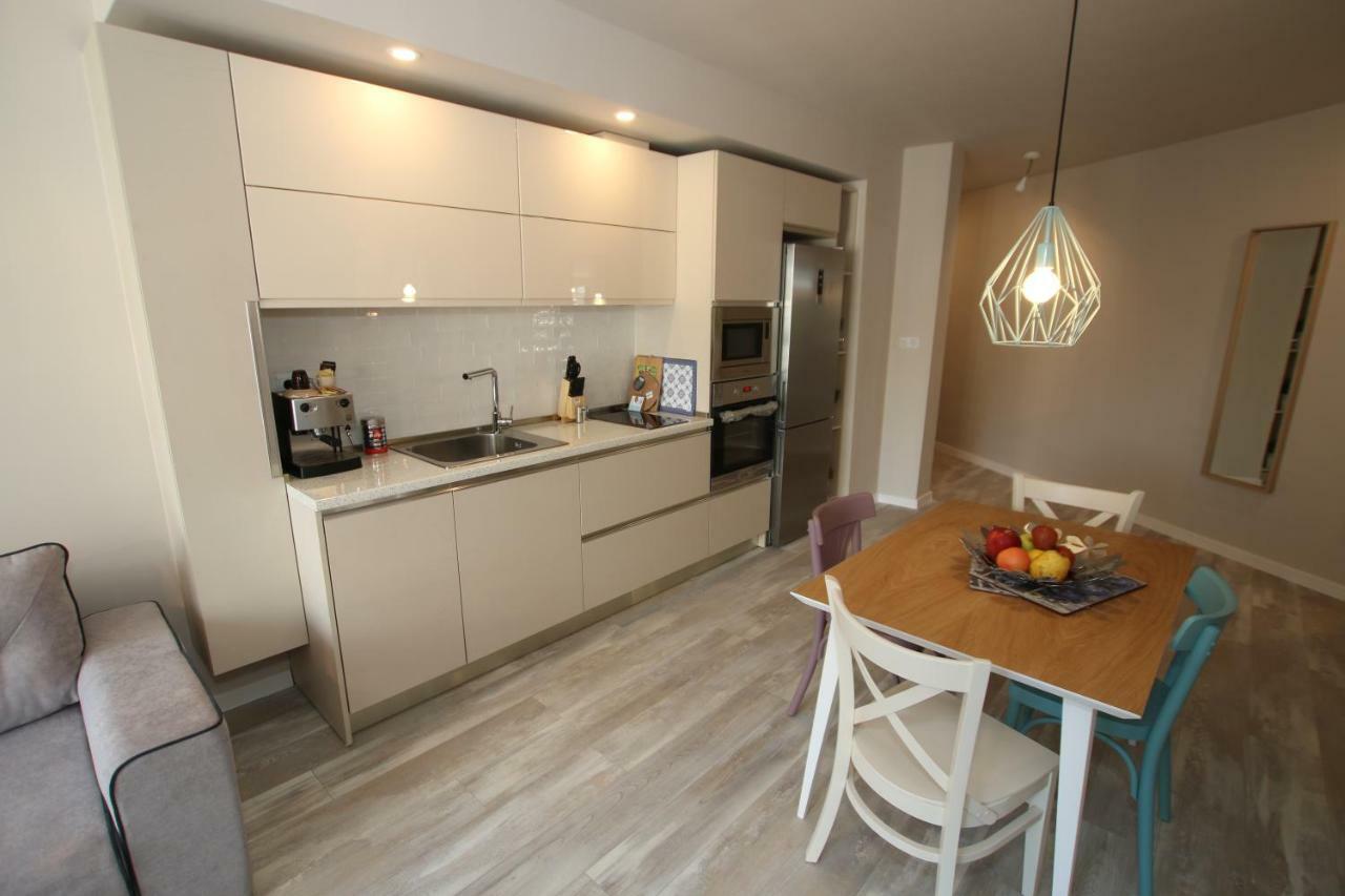 Apartment Angelov Varna Esterno foto