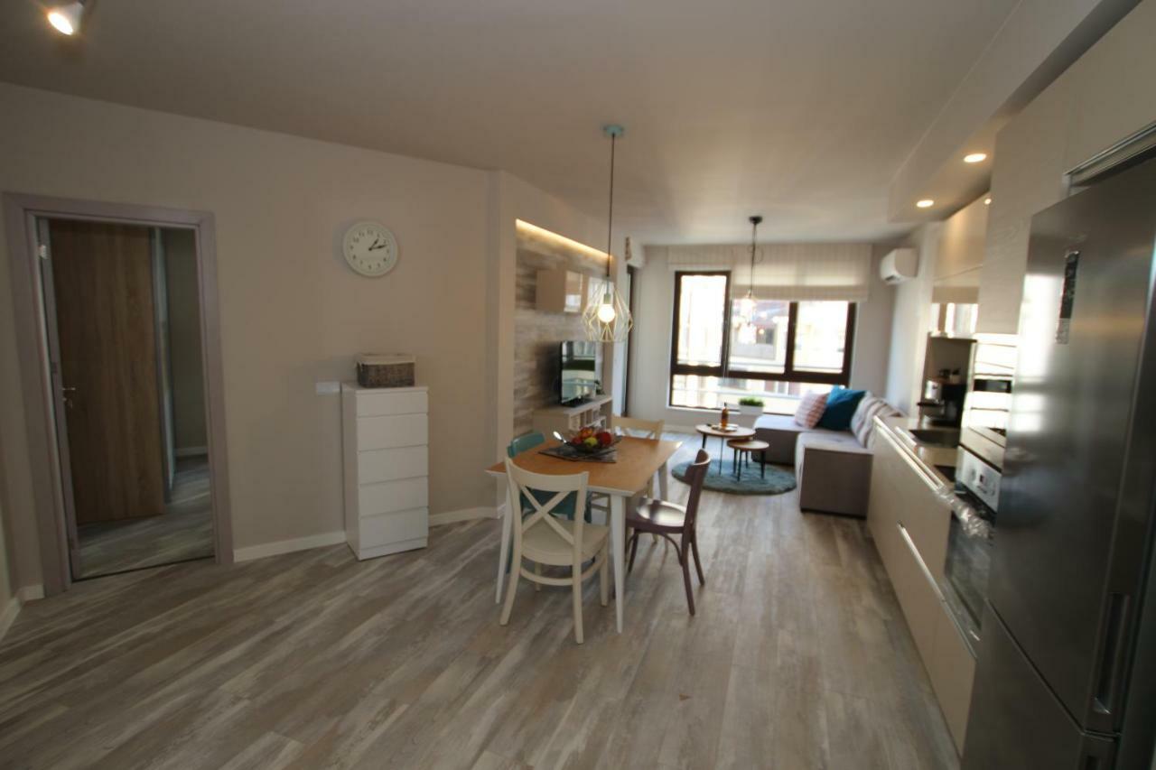 Apartment Angelov Varna Esterno foto