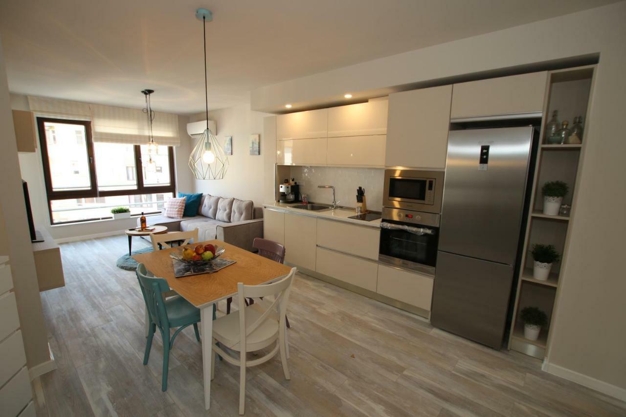 Apartment Angelov Varna Esterno foto